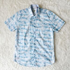 A Fish Named Fred Men Blue Sky Bird Print Button Down Short Sleeve Shirt XL